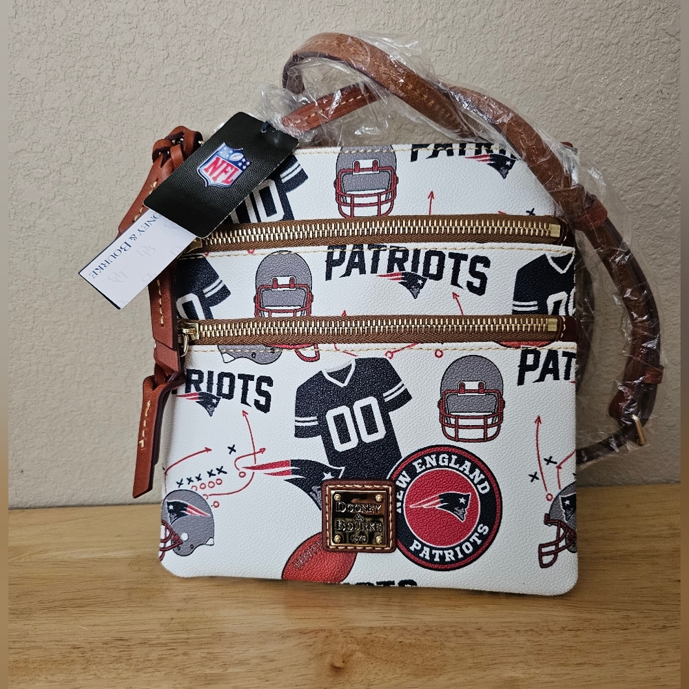 Dooney & Bourke NFL Patriots Crossbody